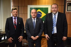 Presidente Conselho Regional de Química da 20ª Região, Luiz Miguel Skrobot, em encontro com o ministro do trabalho, Onyx Lorenzoni.